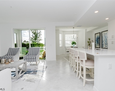 5835 Double Eagle Circle - Photo Thumbnail 7