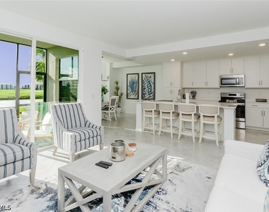 5835 Double Eagle Circle - Photo Thumbnail 5