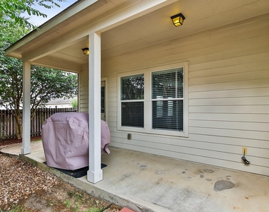 602 Blue Oasis Court - Photo Thumbnail 33