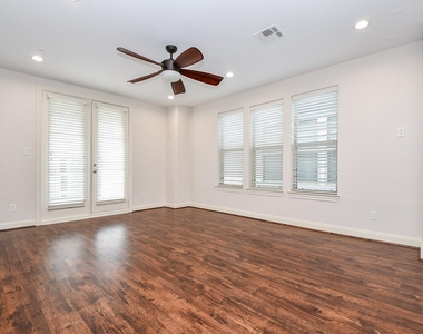 709 Delano Street - Photo Thumbnail 37
