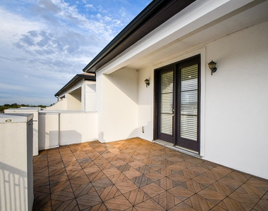 709 Delano Street - Photo Thumbnail 42