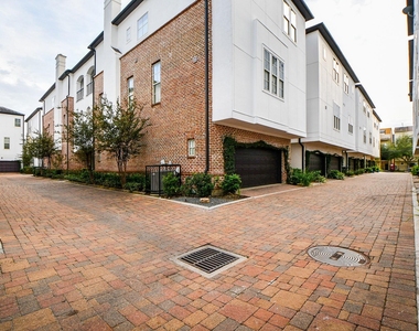 709 Delano Street - Photo Thumbnail 44