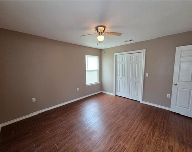 438 Spence Lane - Photo Thumbnail 16