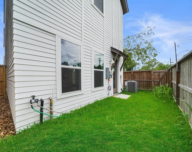 7502 Carver Road - Photo Thumbnail 21