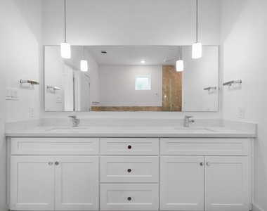 7502 Carver Road - Photo Thumbnail 13