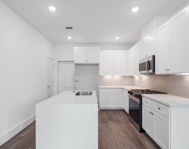 7502 Carver Road - Photo Thumbnail 6