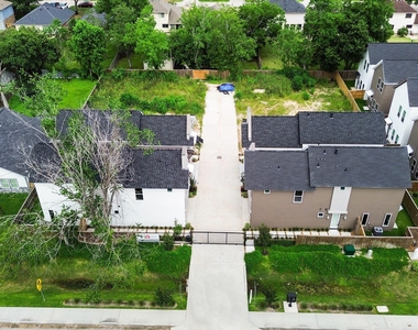 7502 Carver Road - Photo Thumbnail 31