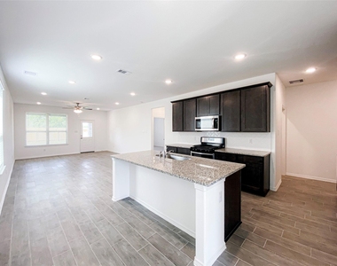 23123 True Fortune Drive - Photo Thumbnail 5