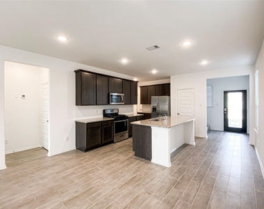 23123 True Fortune Drive - Photo Thumbnail 6