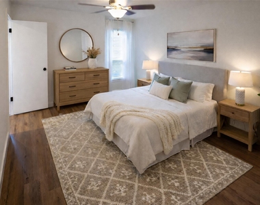 1516 Bay Area Boulevard - Photo Thumbnail 4