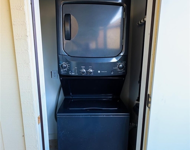 1516 Bay Area Boulevard - Photo Thumbnail 7