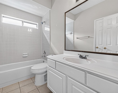 2502 Rosebluff Court - Photo Thumbnail 37
