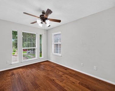 2502 Rosebluff Court - Photo Thumbnail 30