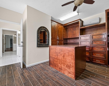 2502 Rosebluff Court - Photo Thumbnail 41