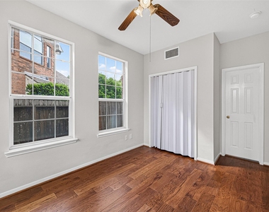 2502 Rosebluff Court - Photo Thumbnail 36