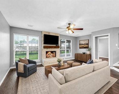 2214 Shady Pine Drive - Photo Thumbnail 1