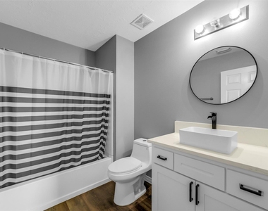 2214 Shady Pine Drive - Photo Thumbnail 21
