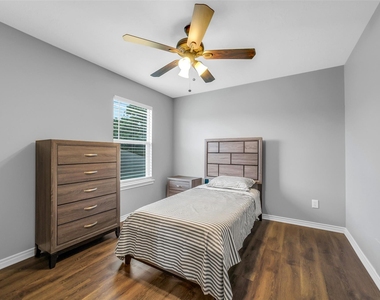 2214 Shady Pine Drive - Photo Thumbnail 19