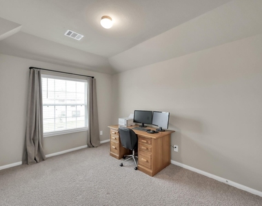 2717 Williams Grove Court - Photo Thumbnail 30