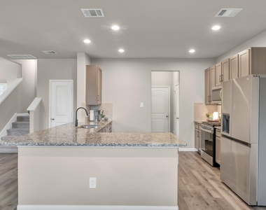 2717 Williams Grove Court - Photo Thumbnail 7
