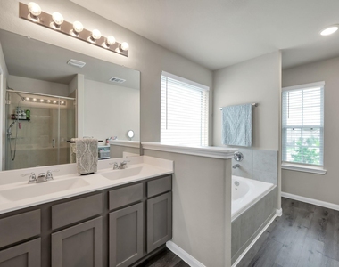 2717 Williams Grove Court - Photo Thumbnail 22