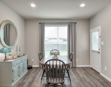2717 Williams Grove Court - Photo Thumbnail 15