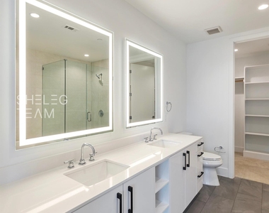 808 Crawford Street - Photo Thumbnail 11