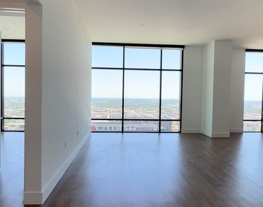 808 Crawford Street - Photo Thumbnail 9