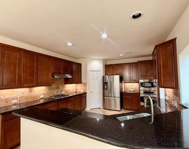 10002 Nathans Cove - Photo Thumbnail 10