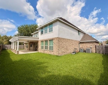10002 Nathans Cove - Photo Thumbnail 15