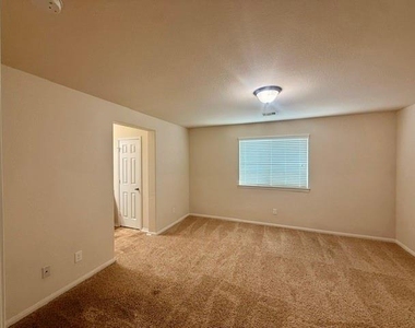 10002 Nathans Cove - Photo Thumbnail 21