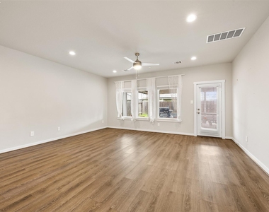 7514 Sonora Star Lane - Photo Thumbnail 13