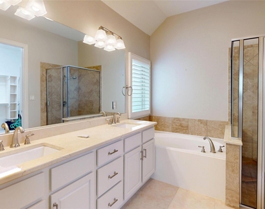 8870 Van Allen Drive - Photo Thumbnail 13