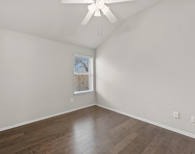 26975 Sabinal Trail - Photo Thumbnail 17