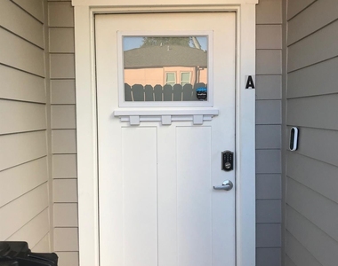 3009 Callie Street - Photo Thumbnail 4