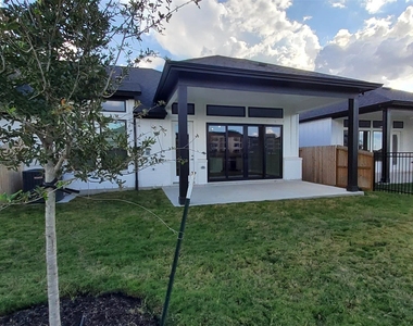 2106 Grapewood Lane - Photo Thumbnail 42