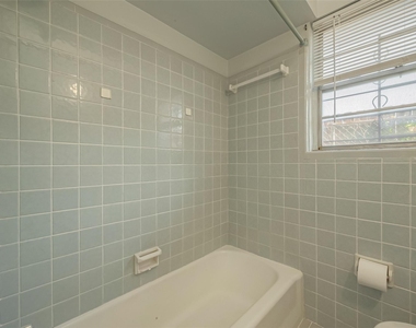3426 Bradford Street - Photo Thumbnail 35