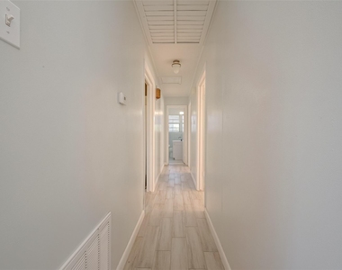 3426 Bradford Street - Photo Thumbnail 27