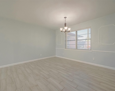3426 Bradford Street - Photo Thumbnail 9