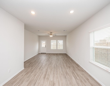 23302 Spring Genesis Lane - Photo Thumbnail 14