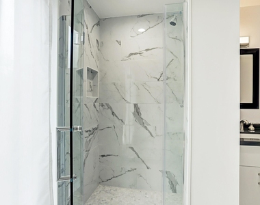 5300 Mercer Street - Photo Thumbnail 15