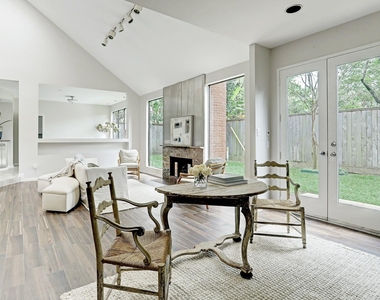 5300 Mercer Street - Photo Thumbnail 6