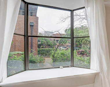 5300 Mercer Street - Photo Thumbnail 3