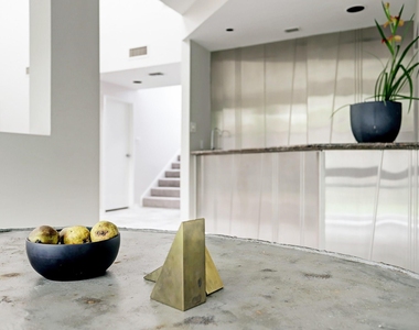 5300 Mercer Street - Photo Thumbnail 7