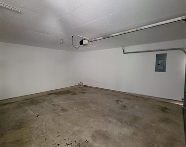 2134 Hill Canyon Court - Photo Thumbnail 31