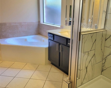 2134 Hill Canyon Court - Photo Thumbnail 17