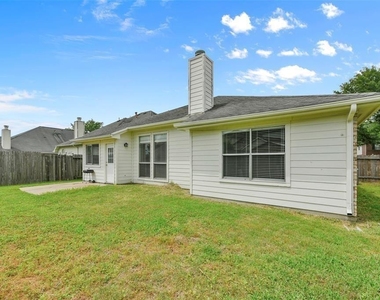 1211 Peacham Court - Photo Thumbnail 3