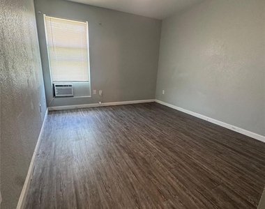 3802 Dabney Street - Photo Thumbnail 5