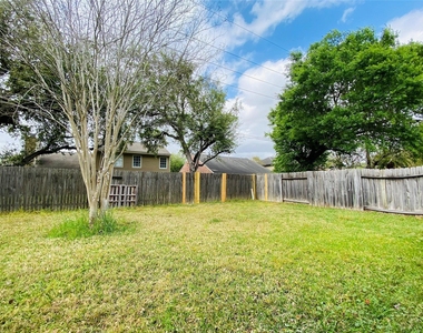 21426 Park Bishop Drive - Photo Thumbnail 6