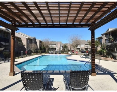 17310 Keith Harrow Boulevard - Photo Thumbnail 10